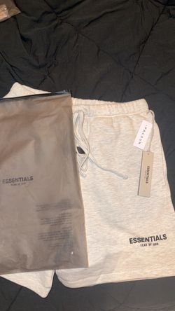 light oat ESSENTIALS shorts size medium