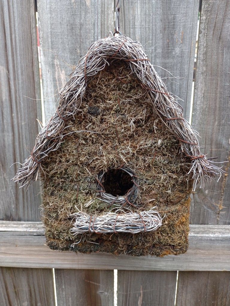 Mud Pie Birdhouse Sticks and Moss Construction *10.00 Firm* Home and Garden