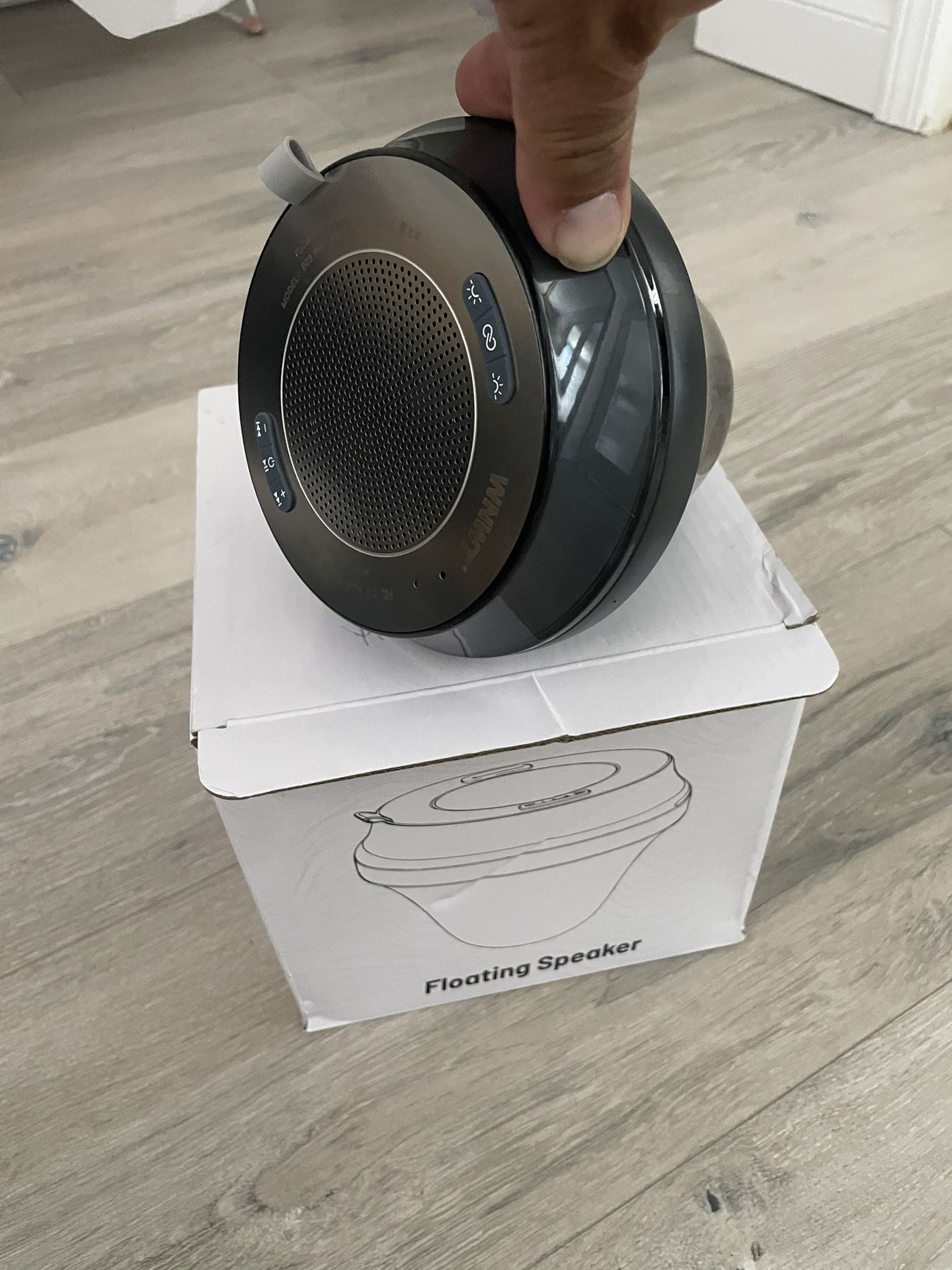Bluetooth Speaker Floating