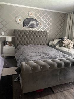 Queen bed frame