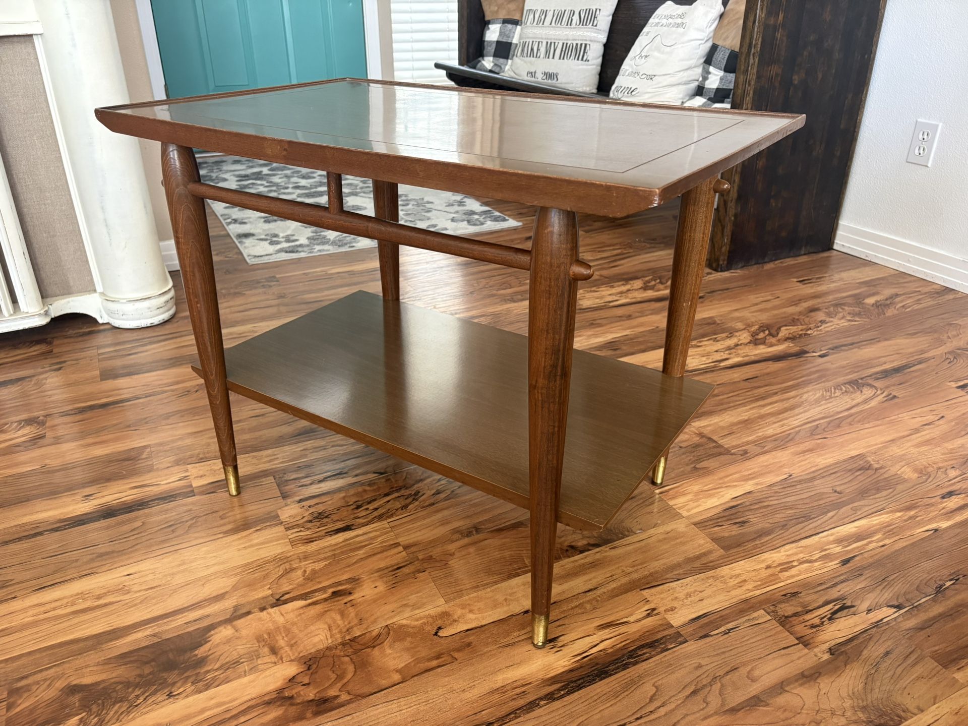 Vintage MCM Walnut Side Table for Sale in Meridian, ID - OfferUp