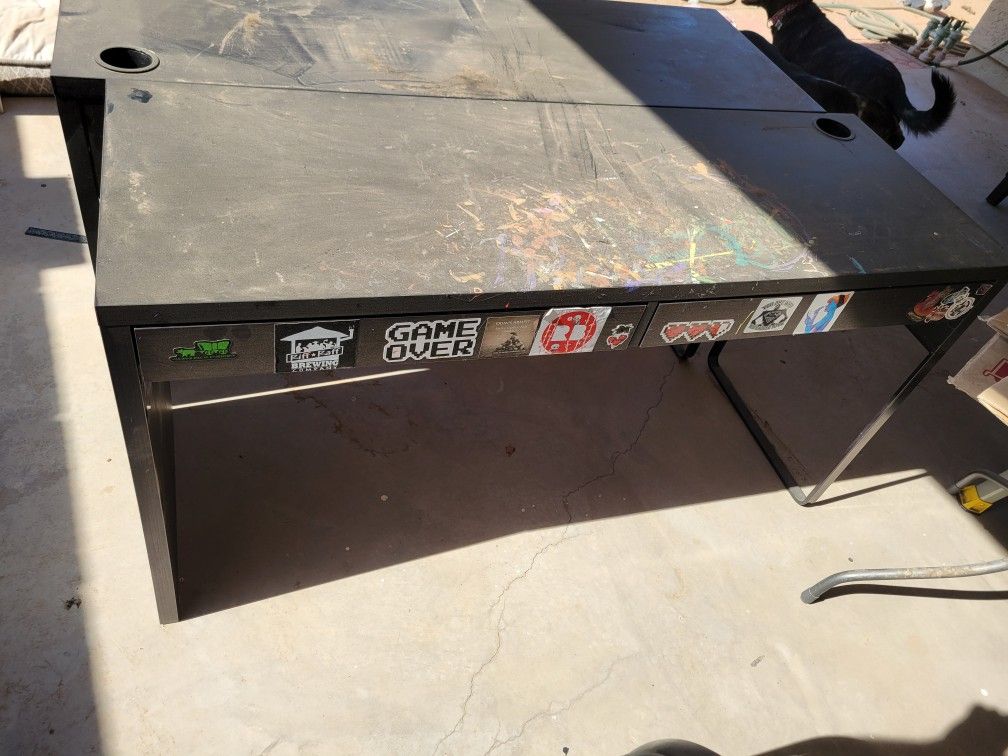 IKEA Micke Desk/Craft Table