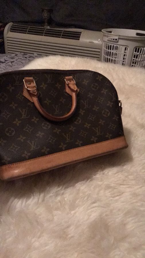 Authentic Louis Vuitton Alma