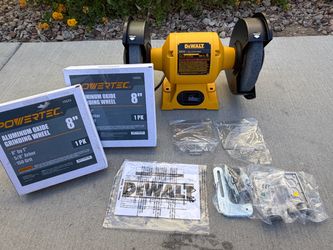 DeWalt DW758 8 Inch Bench Grinder + 2 Extra Grinding Wheels