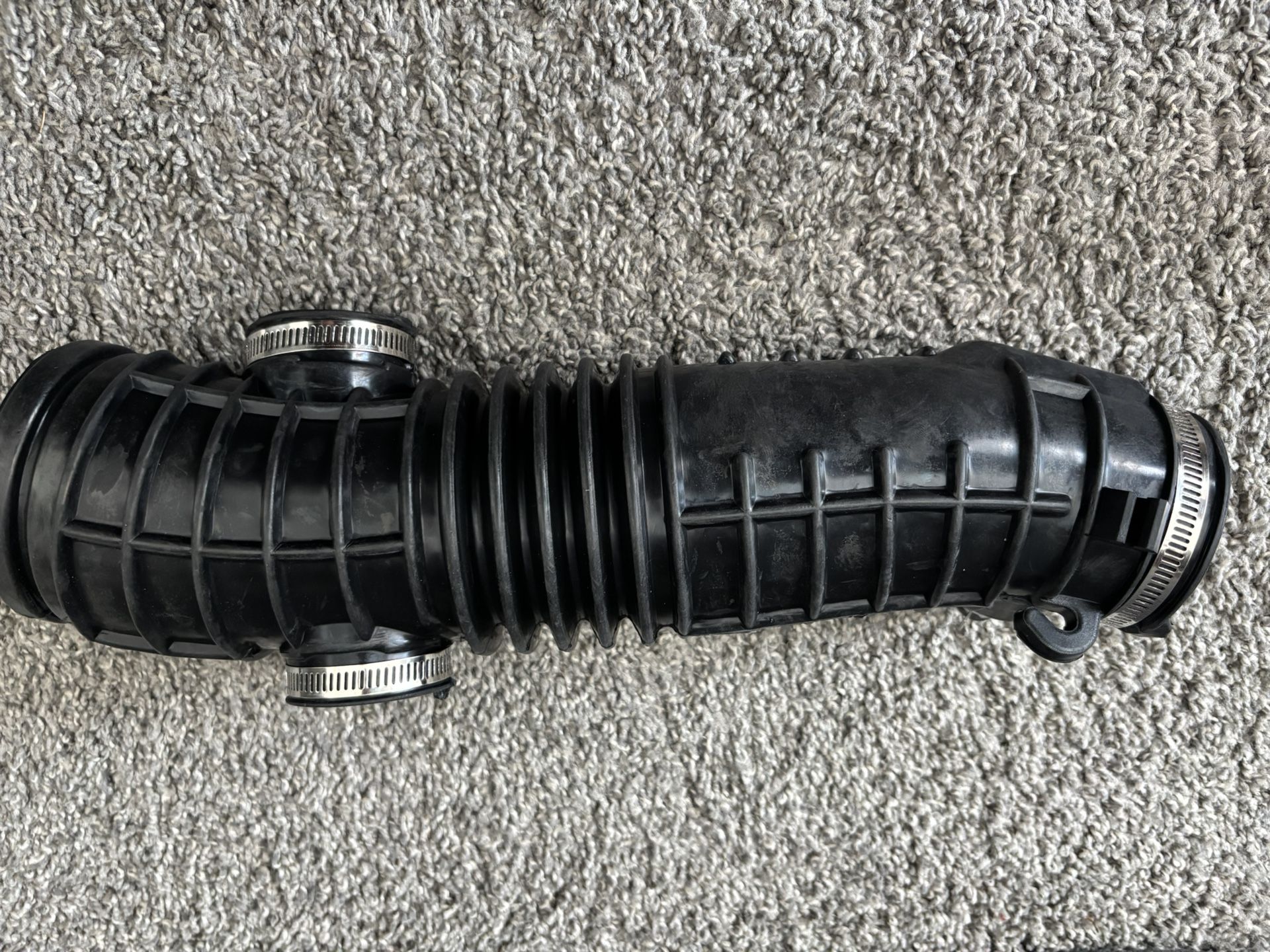 Honda Pilot 2006-2008 3.5L - Engine Air Intake Hose