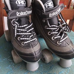 Roller Derby Skates Size 2 Boys