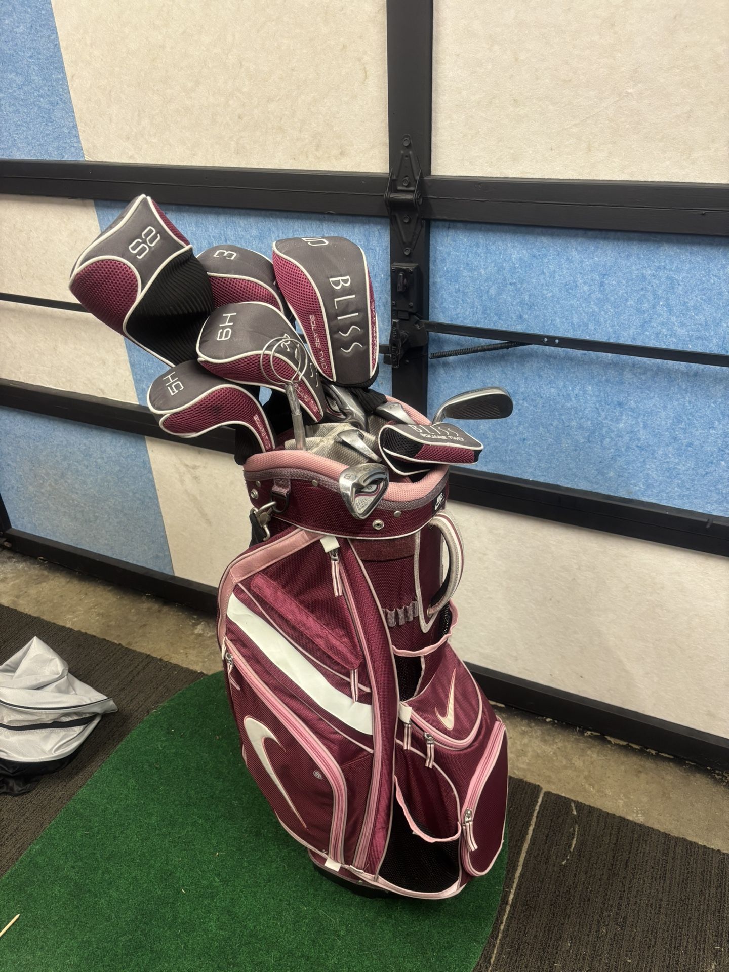 Women’s Golf Set