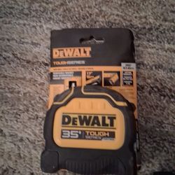 Dewalt 35ft Tape