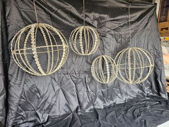 Crystal hanging ornaments
