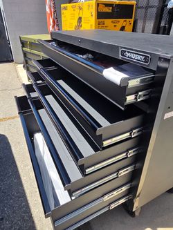 HUSKY
HEAVY DUTY
Heavy-Duty_52 in. 9-Drawer Matte Black Rolling_Tool Cabinet