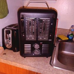 Intertek Space Heater & Fan $25