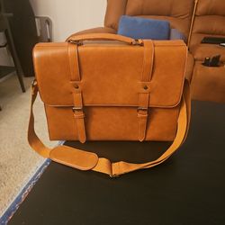 BRAND NEW BRIEF CASE WITH STRAP AND POCKETS