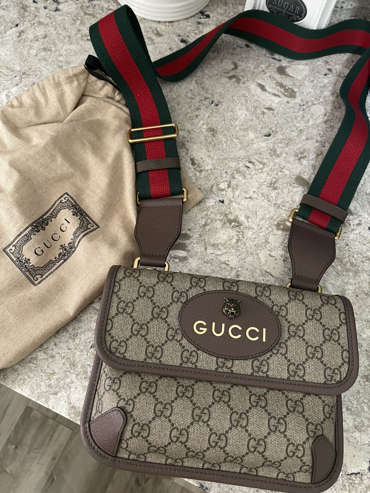 Gucci Neo Supreme Vintage Small Bag