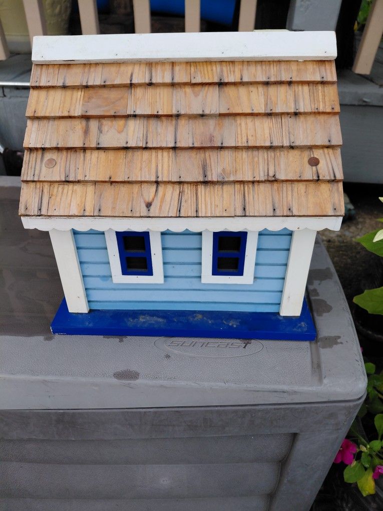 Wooden Birds House