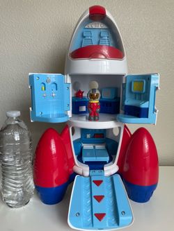 lakeshore rocket ship