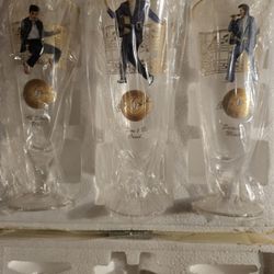 NEW ELVIS PRESLEY 16OZ GLASSES 