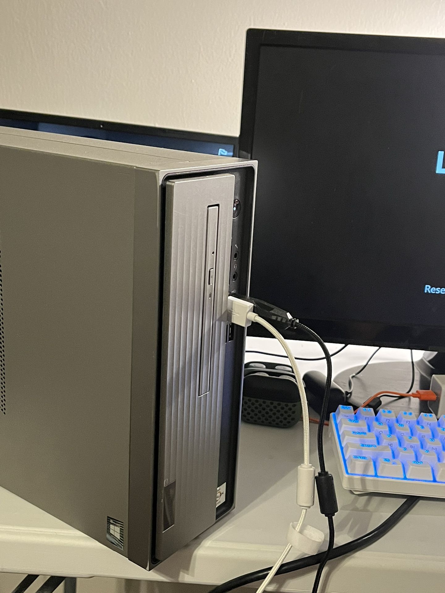Lenovo Desktop + LG Monitor + Fun Mechanical Keyboard + Light Up Mouse