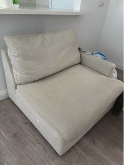 LOVE SEAT! FREE!!