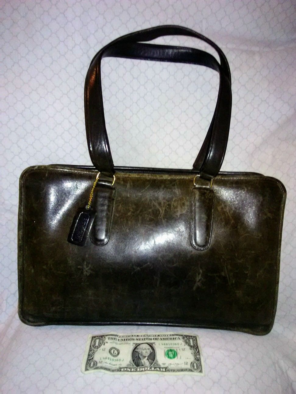 Vintage Coach briefcase-style hand/shoulder bag- No.934-6319