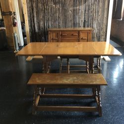 Vintage Maple Country Dining Table and Hutch