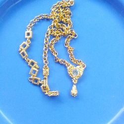 Liz Claiborne Necklace 