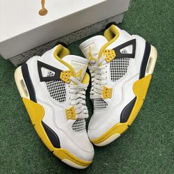 JORDAN 4 VIVID SULFUR SIZE 10W 8.5M