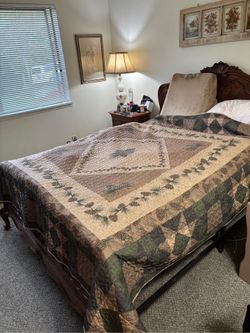 Country Pine Cone Queen Coverlet & Twin Shams