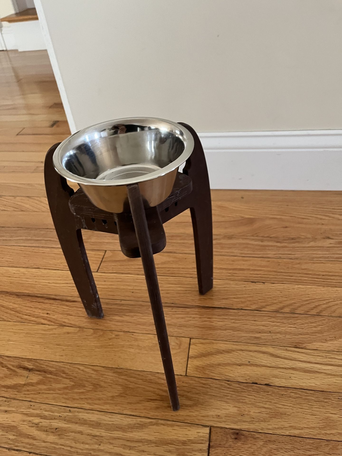 Small Dog bowl 450 ml – Elevated Single bowl stand 11.8 inch. small dog