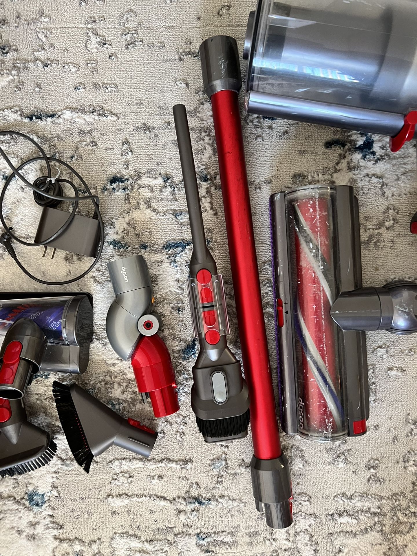 Dyson V11 Outsize for Sale in Chicago, IL OfferUp