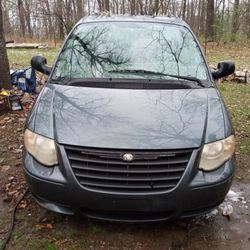 2006 Chrysler Town & Country