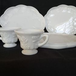 White Antique Porcelain Dish Set