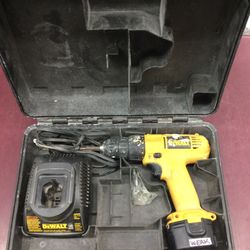 Dewalt 9.6V Cordless Drill / Driver 9.6 Volt