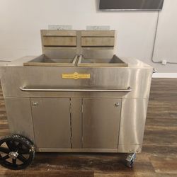 Crown Verity Dbl Tank Propane Fryer