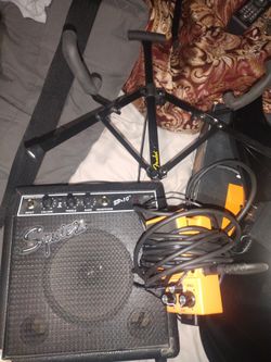 Electric Guitar With Small Amp