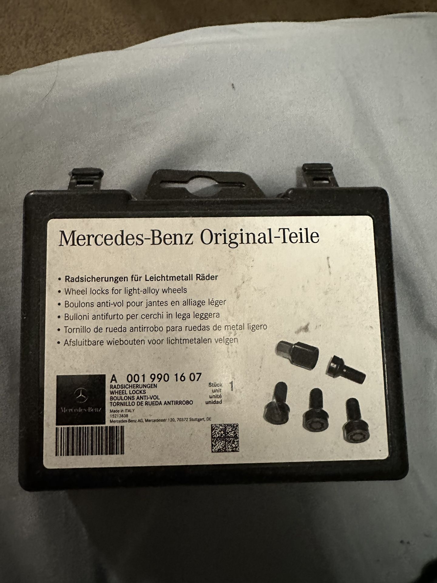 Mercedes Oem Locking Wheel Lug Nut Set