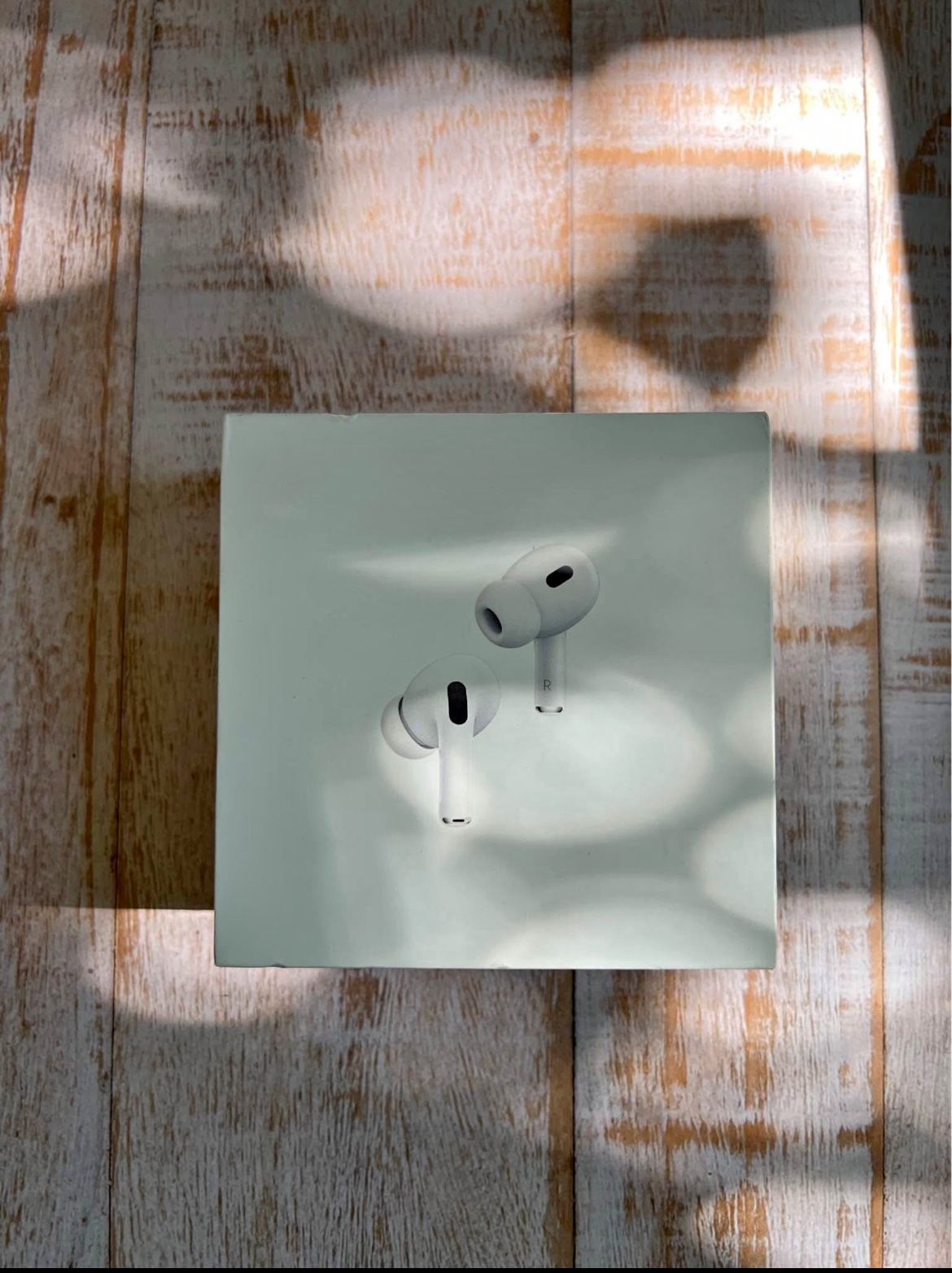 Apple AirPods Pro 2 w/ Wireless MagSafe Charging Case USB-C