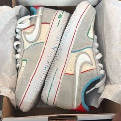 Nike shoes Size 12 (kids)