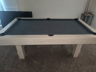 Pool table
