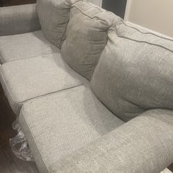 Living Room Chairs 