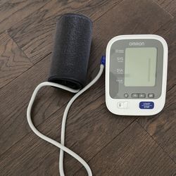 Omron 3 Series Upper Arm Blood Pressure Monitor 