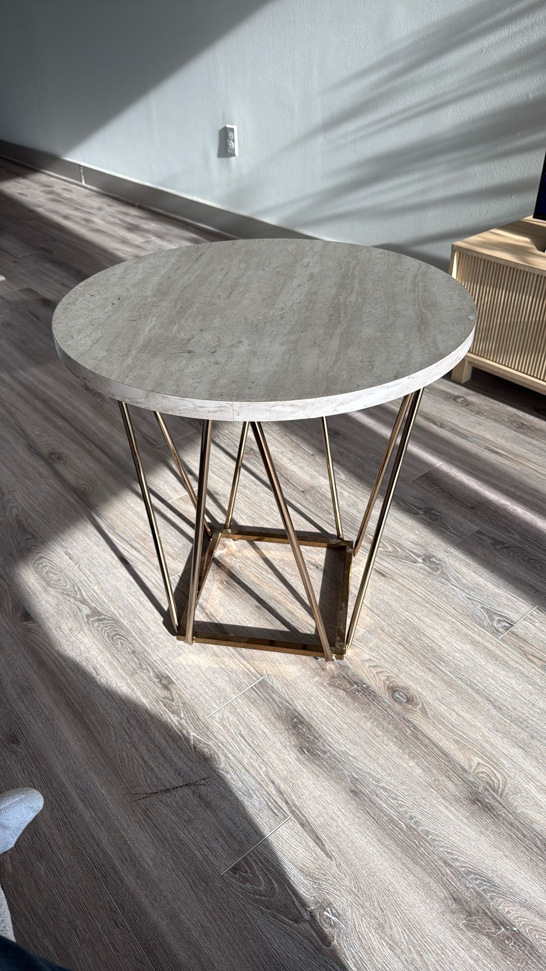 Modern Faux Fake Marble End Table / Stand