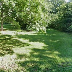 Small Lot In Up In Coming Winston Salem / Terreno Chico En Winston Salem!