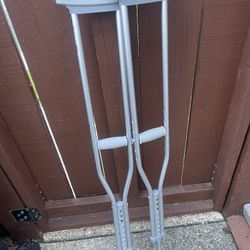 Crutches 