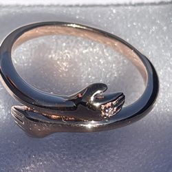 Minimalist Hug Ring