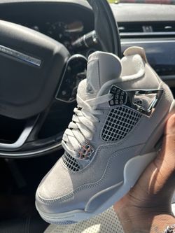 Frozen Moment 4s Size 10w/8.5m