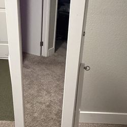 Stand Up Mirror Jewelry Case 