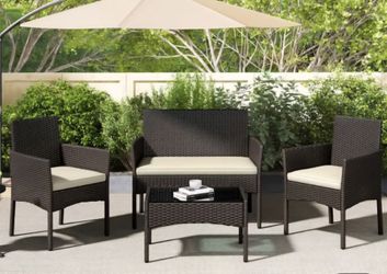 Brand new 4 pc. Patio Set