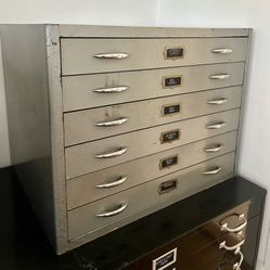 Vintage Metal Flat Fines