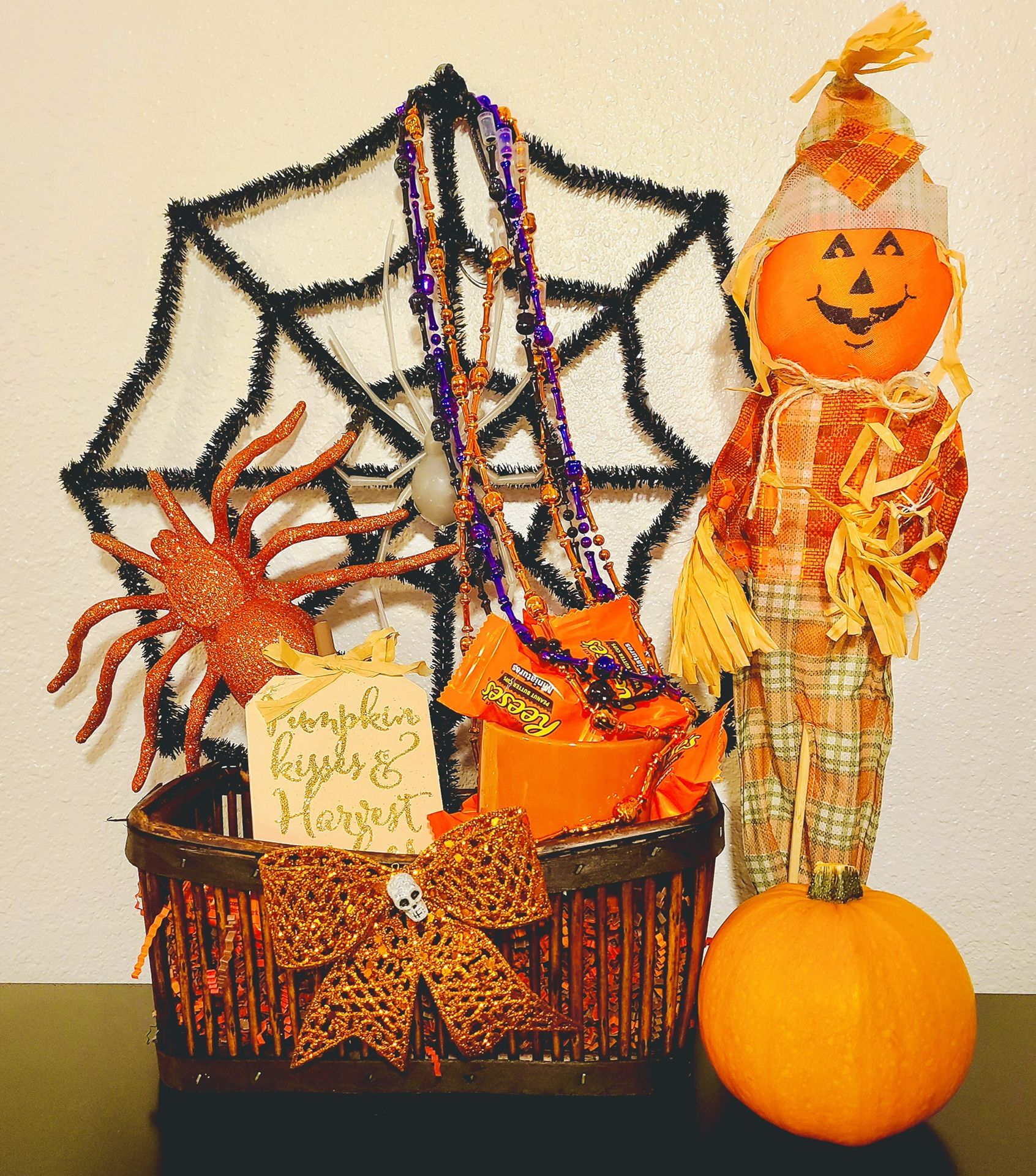 Halloween Gift Baskets Decor