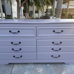 Dresser Set